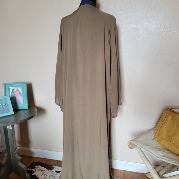 SALE‼️SECRET GARDEN Embroidered Floral Kimono - Picture 12 of 12